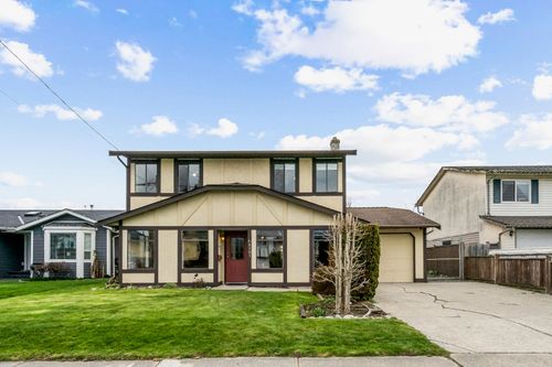 45301 Spruce Dr, Chilliwack, BC, V2R1E9 | Card Image