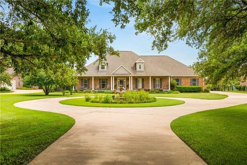 176 Starlight Pt, Natchitoches, LA, 71457-2849 | Card Image
