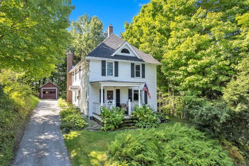 32 Spring Street, Northfield, VT, 05663 | Card Image