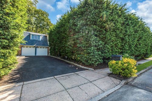 64 Amy Drive, Islip, NY, 11782 | Card Image