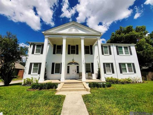 2211 Tulip St, Baton Rouge, LA, 70806-6600 | Card Image