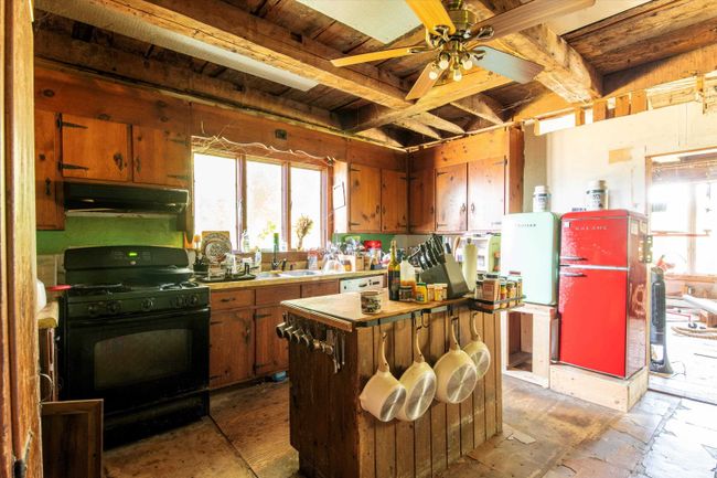 140 Hale Hollow Rd, House other with 5 bedrooms, 3 bathrooms and null parking in Bridgewtr Cor VT | Image 18