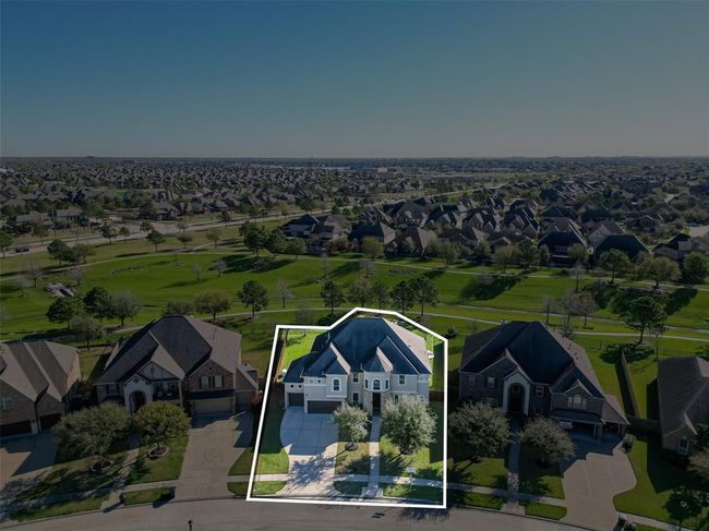 10018 Durango Path Ln, House other with 7 bedrooms, 4 bathrooms and 4 parking in Cypress TX | Image 4