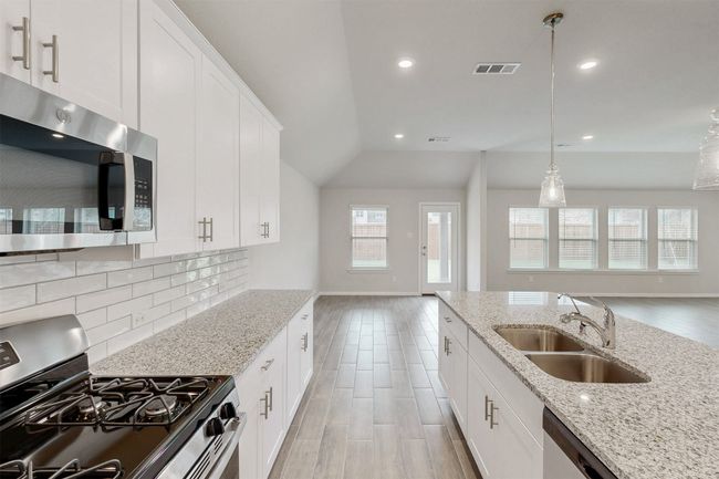 116 Northampton Dr, House other with 4 bedrooms, 4 bathrooms and null parking in Justin TX | Image 30