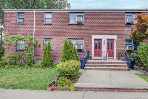4-161-17-84 166th St, Whitestone, NY, 11357-3315 | Card Image