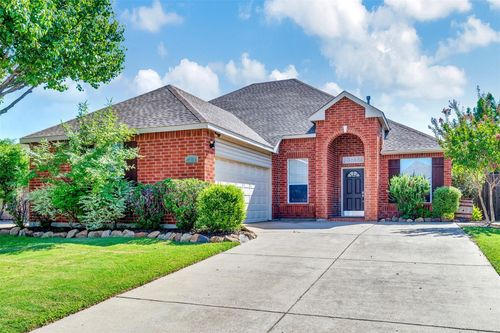 2305 Orchid Dr, McKinney, TX, 75072-2454 | Card Image