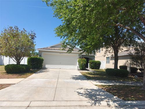 8225 Summer Wood Ln, RIVERVIEW, FL, 33578-8621 | Card Image