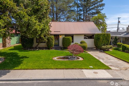 1134 C St Sw, Ephrata, WA, 98823-2112 | Card Image