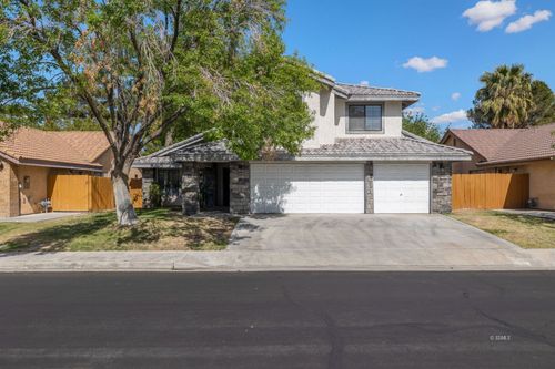 1224 N Mayflower Cir, Ridgecrest, CA, 93555-5506 | Card Image