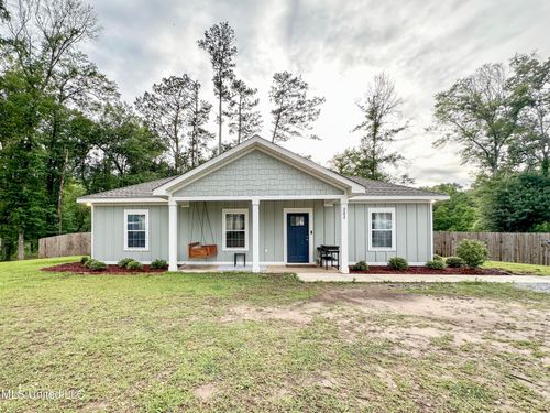 202 Ridge Ln, Lucedale, MS, 39452-1210 | Card Image