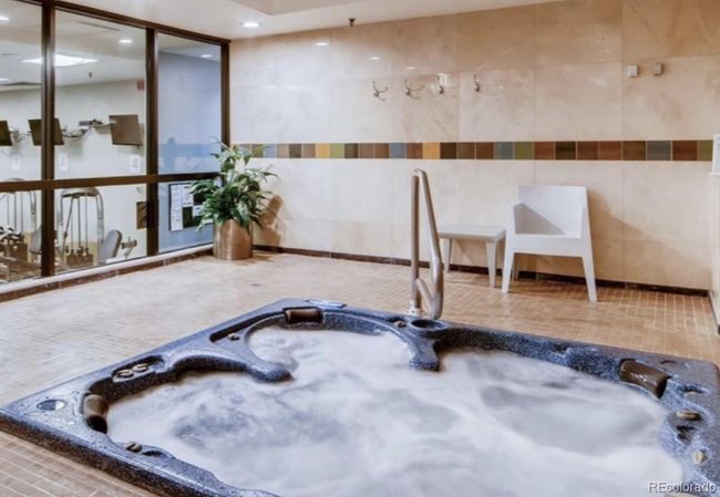 APT-2402 - 1551 Larimer St, Condo with 2 bedrooms, 2 bathrooms and 1 parking in Denver CO | Image 24