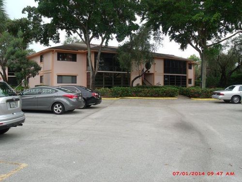 206-9978 N Belfort Cir, Tamarac, FL, 33321-1804 | Card Image