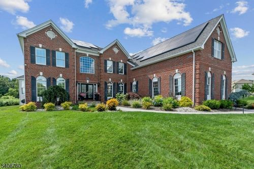 7 Flagstone Hill Rd, Sussex, NJ, 07461-2236 | Card Image