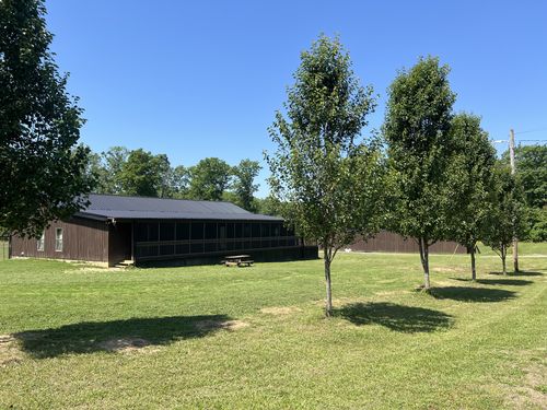 9007 Redbud Ln, Nunnelly, TN, 37137-3782 | Card Image