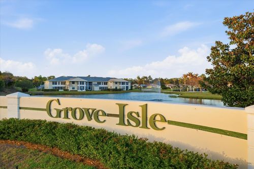 428 Grove Isle Cir, Vero Beach, FL, 32962-8505 | Card Image