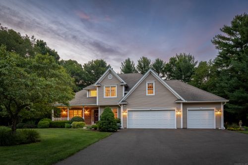 89 Noah Ln, Tolland, CT, 06084-3819 | Card Image