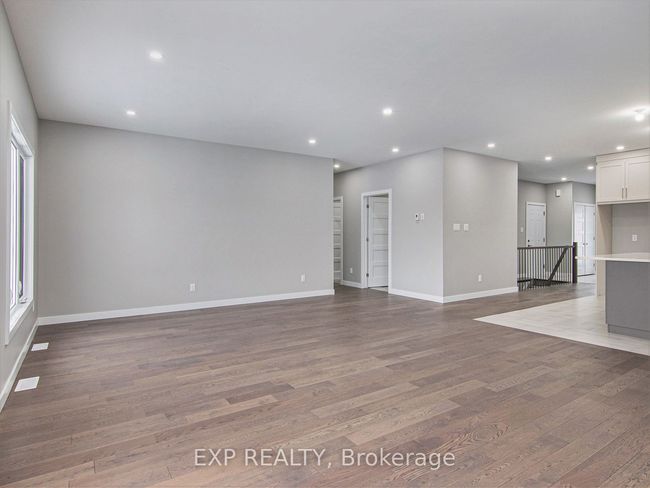 56 Mayer St, House other with 3 bedrooms, 2 bathrooms and 2 parking in Limoges ON | Image 9