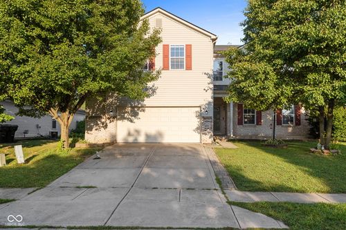 2534 Joust Dr, Greenwood, IN, 46143-7052 | Card Image