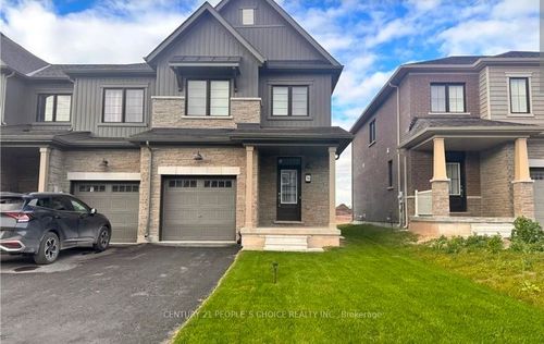 36 Rowlock St, Welland, ON, L3B0M7 | Card Image