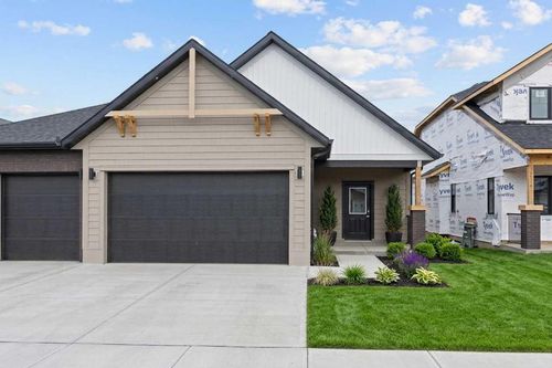 1901 Coopersfield Link Sw, Airdrie, AB, T4B5P5 | Card Image