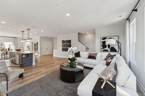 302-110 Byrum St, Cary, NC, 27511-3402 | Card Image