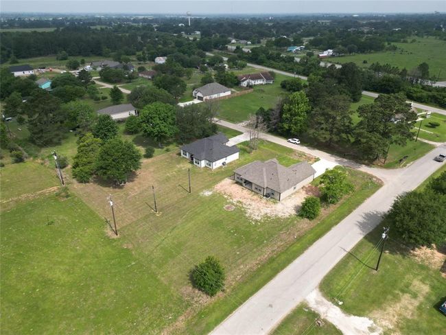 This Area Of Prairie View Is A Wonderful Place To Live & Create New Memories. Ask How You Can Become The New Owner To This Lovely Home & Begin Occupying Today! | Image 39