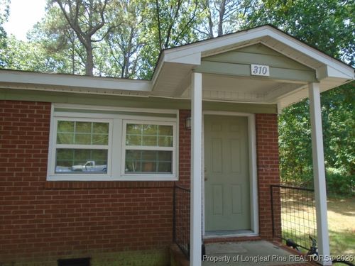 310 Old Shaw Rd, Fayetteville, NC, 28303-2908 | Card Image
