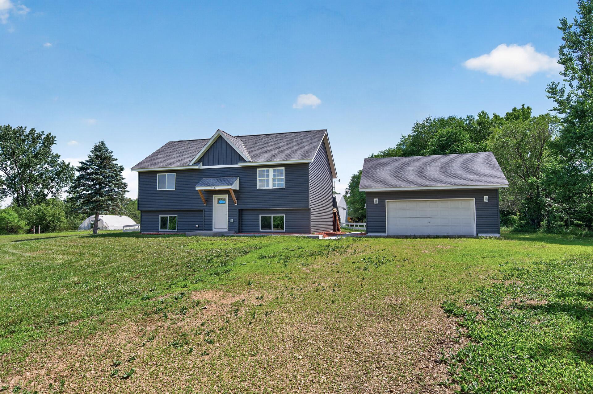 Residential in Oak Grove 3