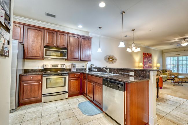 APT-6 - 118 Birch N Coppice Dr, Condo with 2 bedrooms, 2 bathrooms and null parking in Surfside Beach SC | Image 4