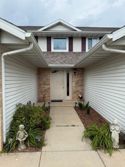 apt-1-601 W Blackhawk Dr, Fort Atkinson, WI, 53538-3052 | Card Image