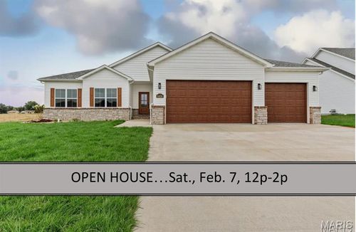 8458 Herrick Park Dr, Troy, IL, 62294-1160 | Card Image