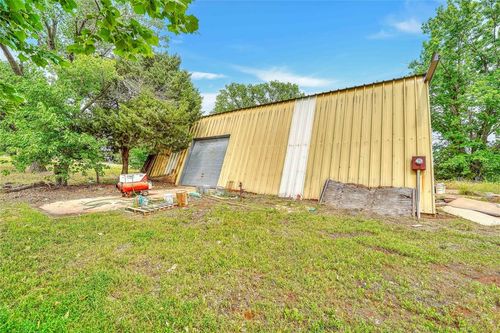 9992 N 2430 Road, Tract 2, Weatherford, OK, 73096 | Card Image