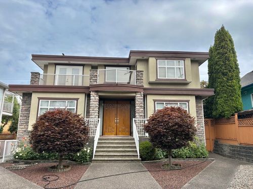 648 E 3rd Street, North Vancouver, BC, V7L1G7 | Card Image