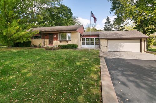 N75W15758 Colony Road, Menomonee Falls, WI, 53051 | Card Image
