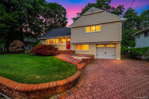 3316 Fulton Ave, Oceanside, NY, 11572-5004 | Card Image