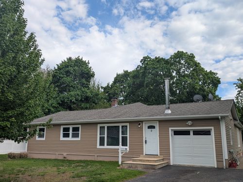 9 Washington Rd, Windsor, CT, 06095-3558 | Card Image