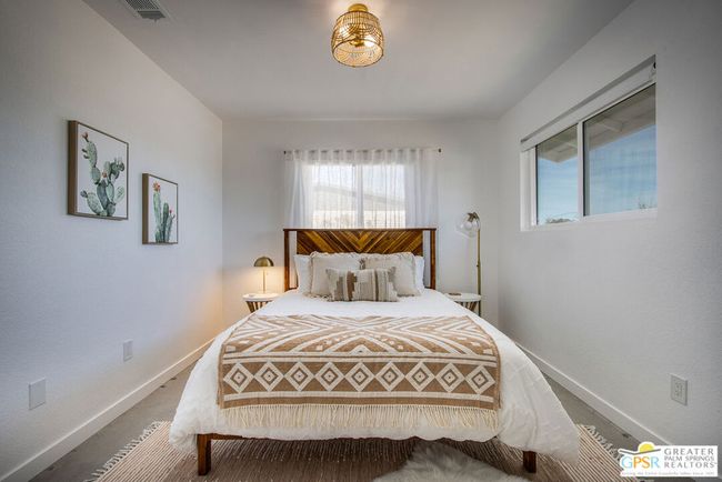 4742 Avenida La Flora Desierta, House other with 2 bedrooms, 1 bathrooms and 3 parking in Joshua Tree CA | Image 13