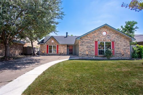 1717 Lewis Trl, Grand Prairie, TX, 75052-2069 | Card Image