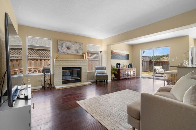 684 Connie St, House other with 3 bedrooms, 3 bathrooms and 2 parking in Santa Rosa CA | Image 6