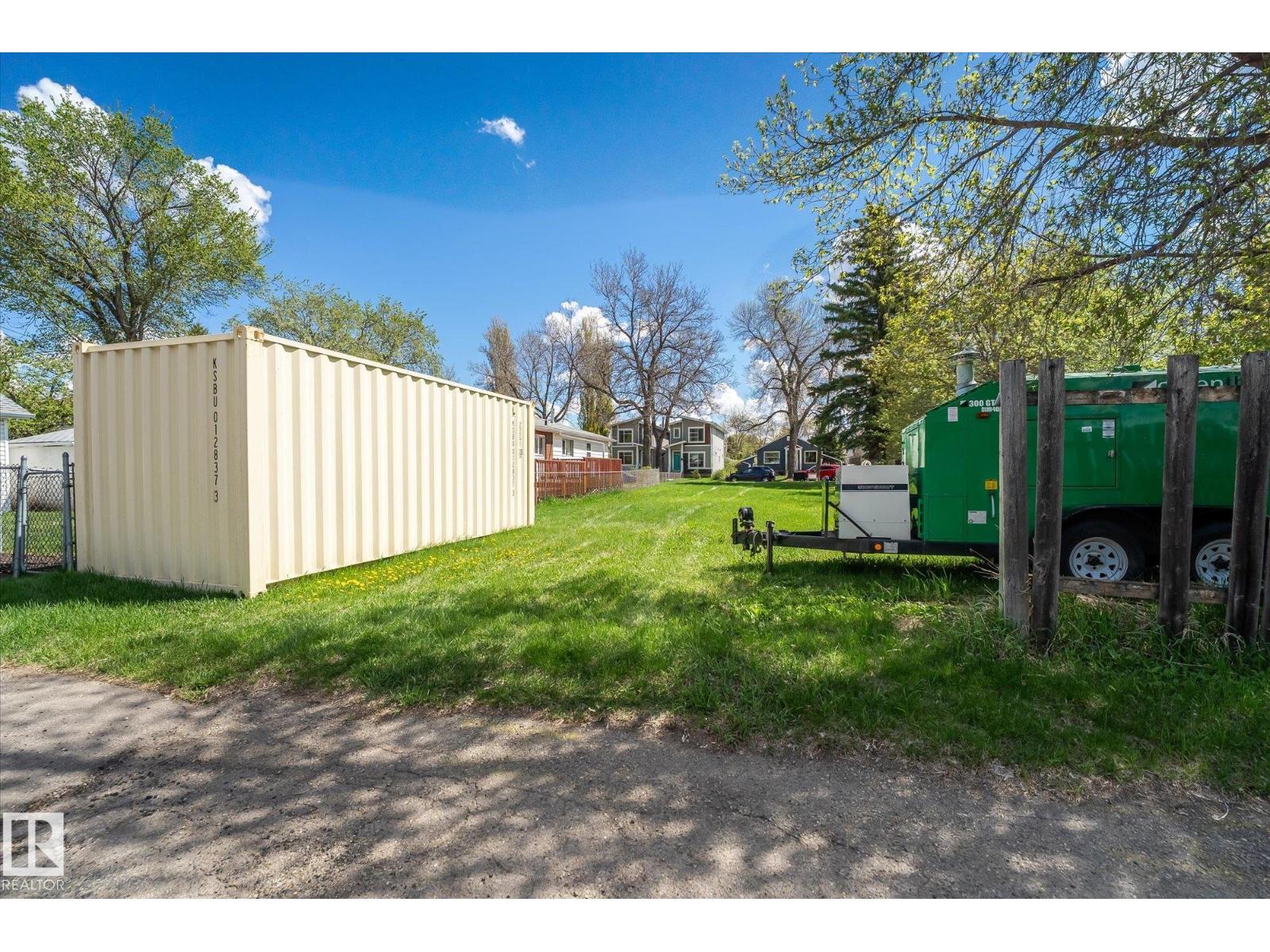 Land in Edmonton 4