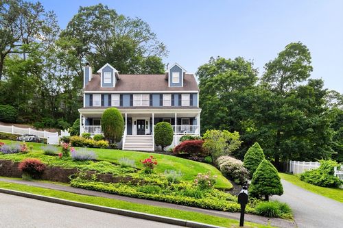 5 Memory Ln, Wakefield, MA, 01880-1400 | Card Image