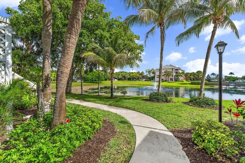 b8-353 S Us Highway 1, Jupiter, FL, 33477-5974 | Card Image