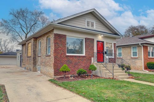 2014 S 7th Ave, Maywood, IL, 60153-3221 | Card Image