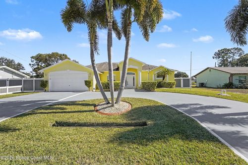 315 Bryn Mawr Ave Ne, Palm Bay, FL, 32907-3064 | Card Image