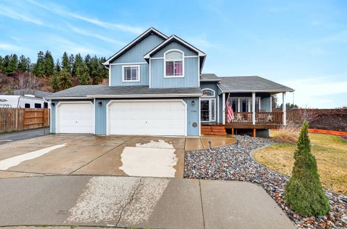 17904 E 11th Ct, Greenacres, WA, 99016-8658 | Card Image