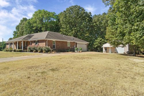 137 County Road 789, Wynne, AR, 72396-8148 | Card Image