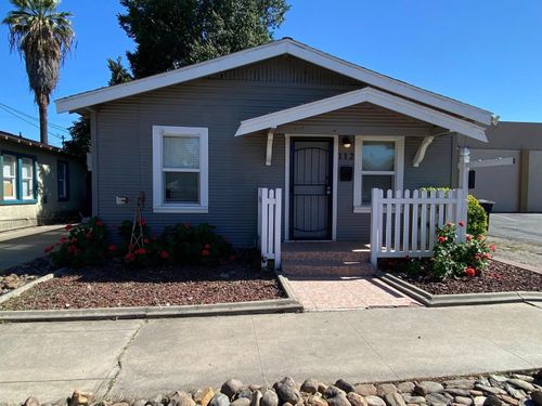 112 Almond Avenue, Modesto, CA, 95354 | Card Image