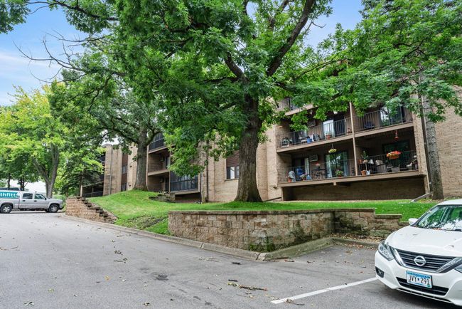 6-web-or-mls-5697_Green_Circle_Dr_Unit_319-112.jpg | Image 27