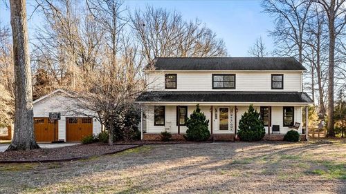 613 Dorado Cir, High Point, NC, 27265-9501 | Card Image