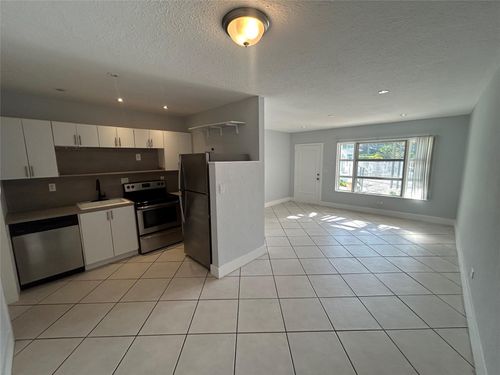 apt-7-408 Ne 7th Ave, Fort Lauderdale, FL, 33301-1277 | Card Image